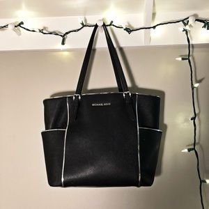 Black Michael Kors purse
